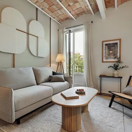 Daire Nal - 2 Bedrooms, Office And Balcony In Eixample Dreta