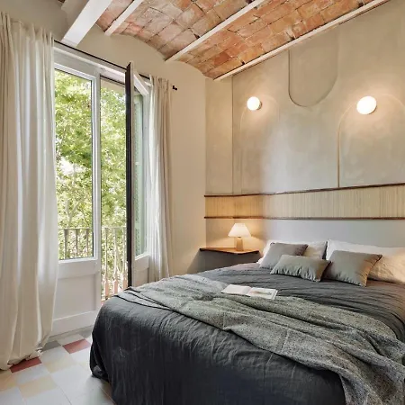 Nal - 2 Bedrooms, Office And Balcony In Eixample Dreta *