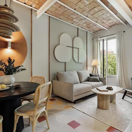 Nal - 2 Bedrooms, Office And Balcony In Eixample Dreta *